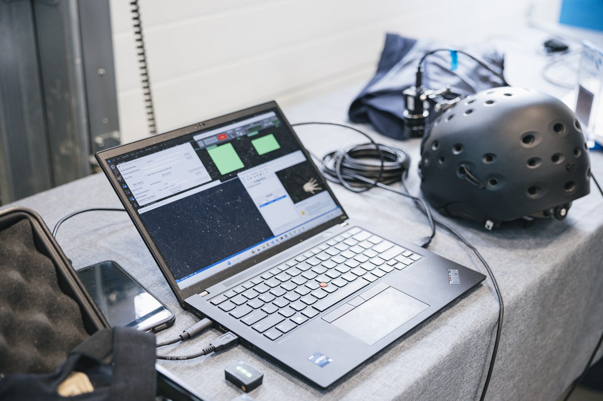 Strukturwandel im Fokus: Ministerinnen zu Besuch im Brainergy Park – NEUROTEC stellt neuromorphe Technologien vor